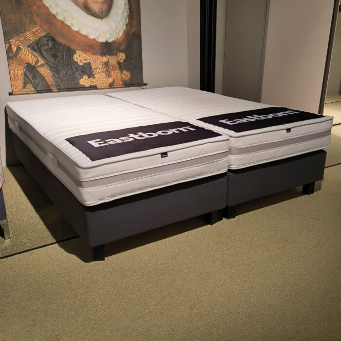 Eastborn Boxspring Q4400