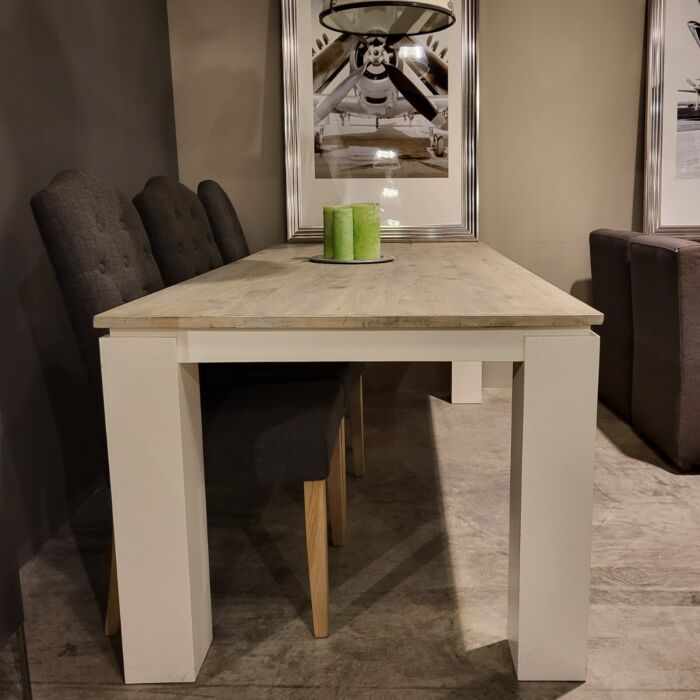 Landelijke Eetkamertafel Eikenhout 220x100cm