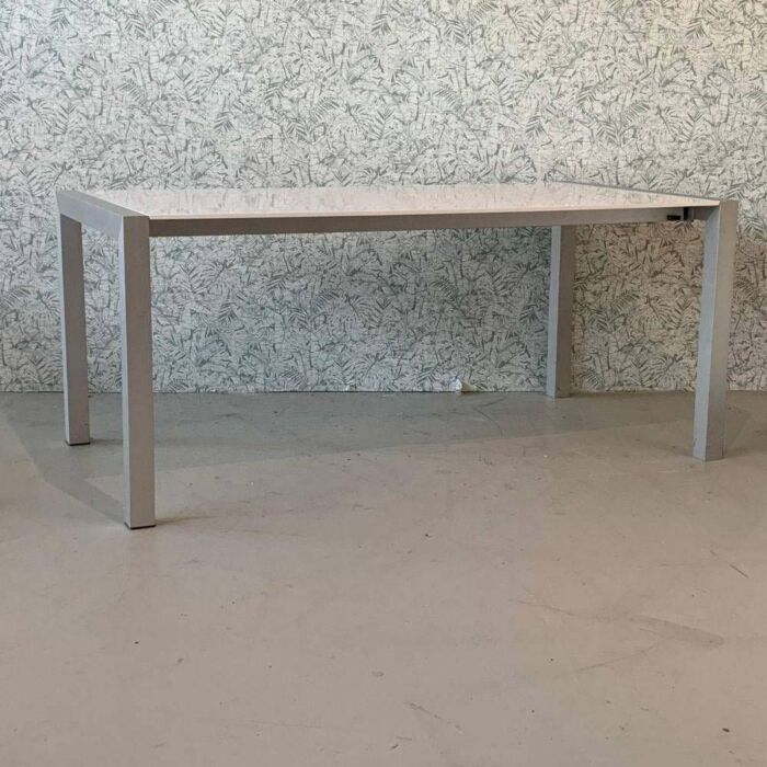 Hoogglans uitschuif Tafel Coldie