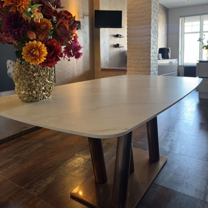 Eettafel Colmar Marmer 200cm