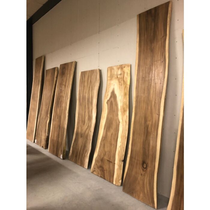 Boomstam Eetkamertafel Suar
