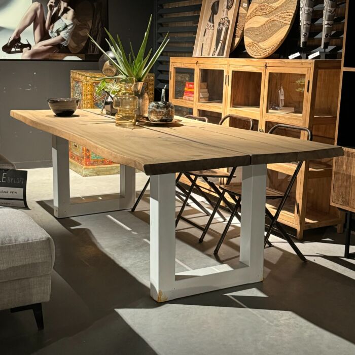 Suar Boomstam Eettafel 240cm