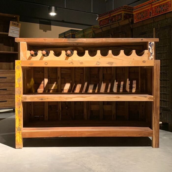 Teakhouten Bar India 