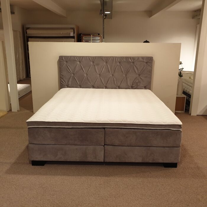 Showroommodel Boxspring Lisa Oosterbaan Slaapspecialist