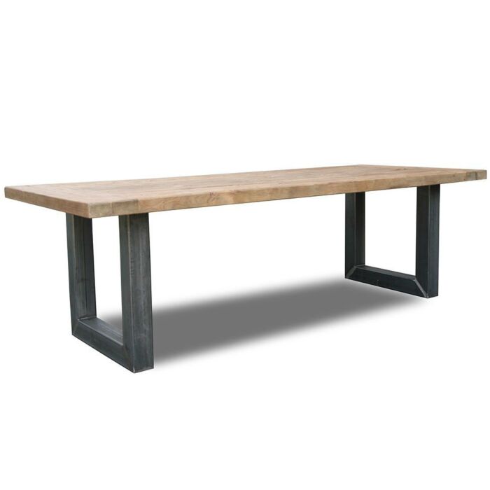 Tafel Liv Robuust Teak Met Oud Metalen Onderstel