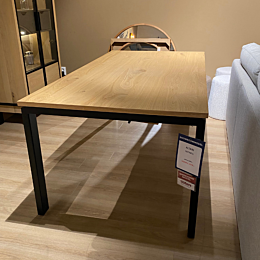 IN.HOUSE Eettafel Altari